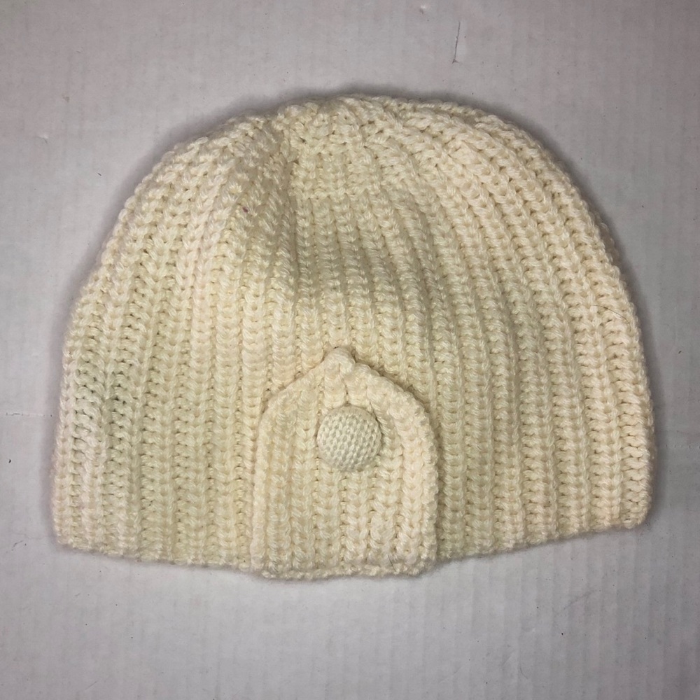 Moda International Hat Cream Knit Winter Hat EUC One Size Beanie